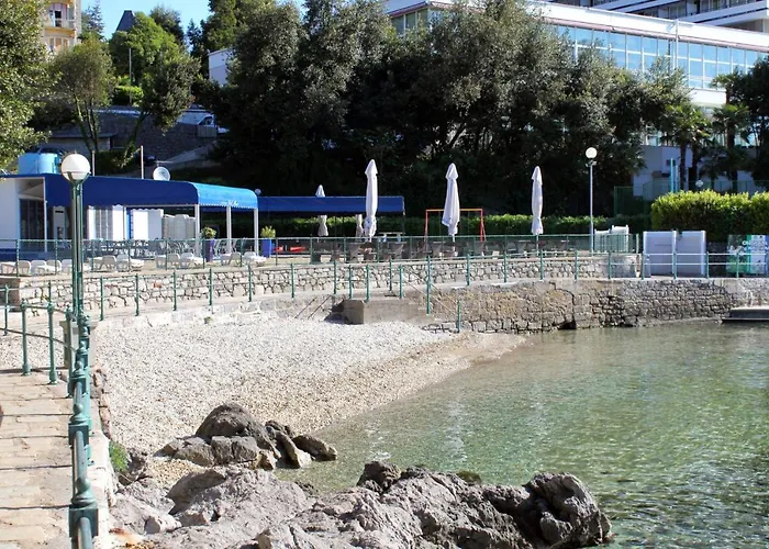 With A Parking Space - 3436 אופטיה