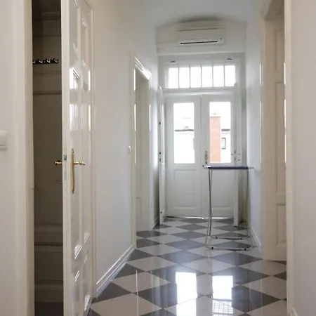 With A Parking Space - 3436 Apartman *