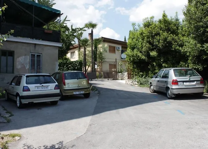 Apartment With A Parking Space - 3436 Opatija